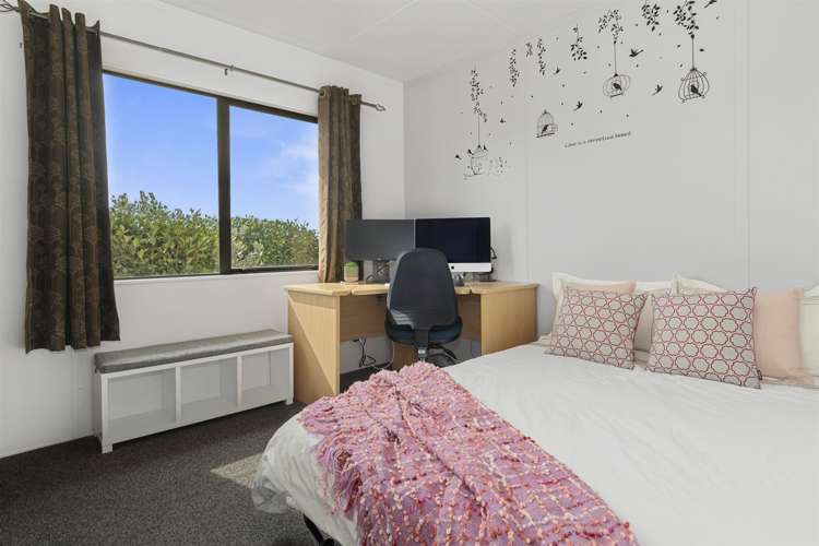 6 Poike Road Hairini_15