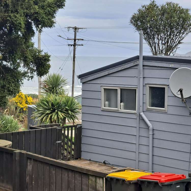 12 Rata Street Kaka Point_22