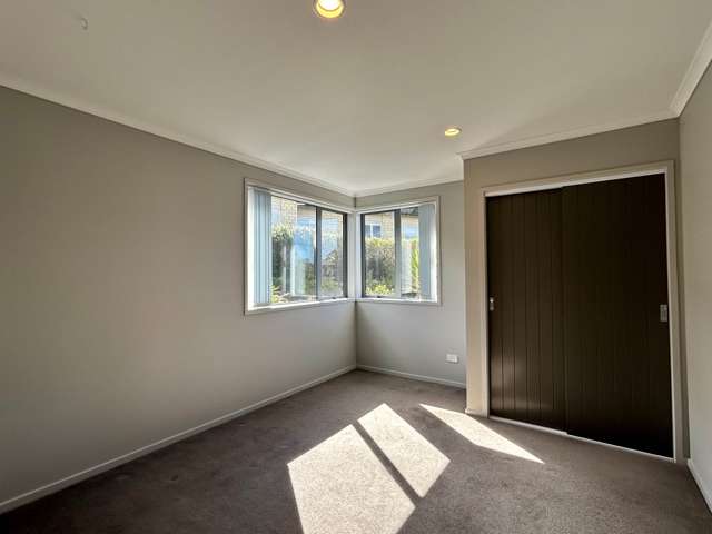9 Waldorf Crescent Orewa_4