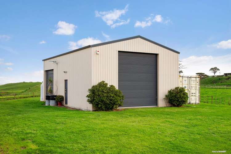 184 Grahams Beach Road Awhitu_3