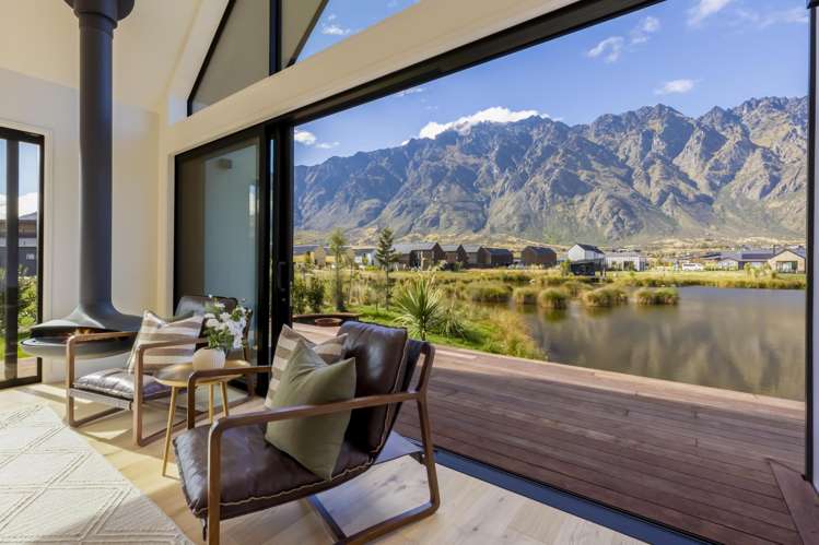 7 Centurion Court Jack's Point_3