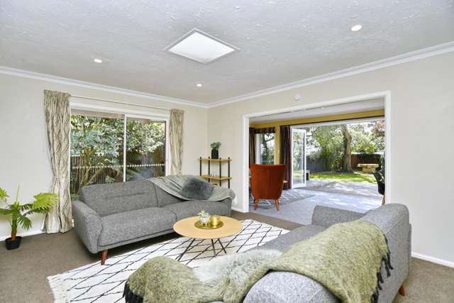 910 Avonside Drive Avondale_1