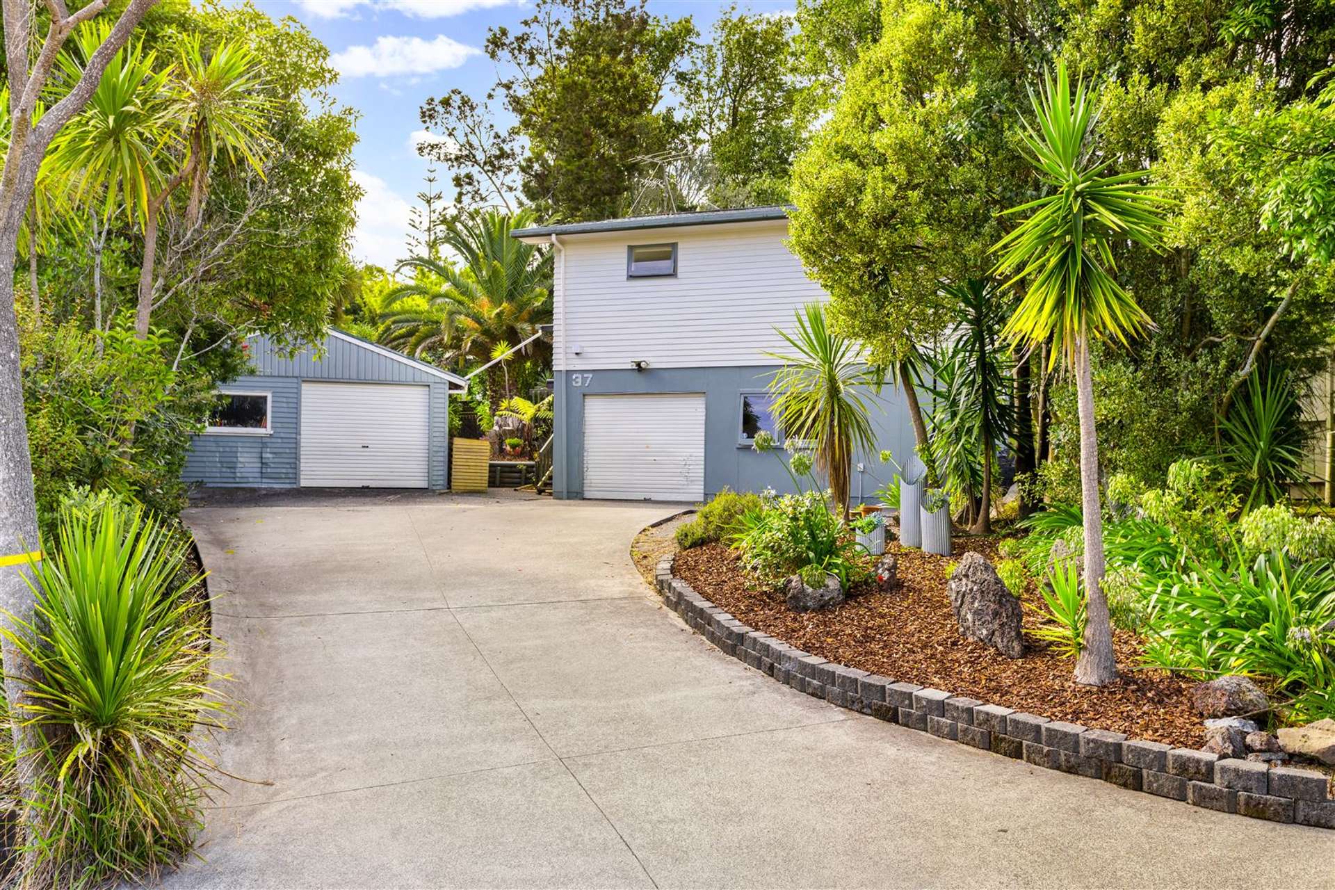 37 Cyclarama Crescent Massey_0