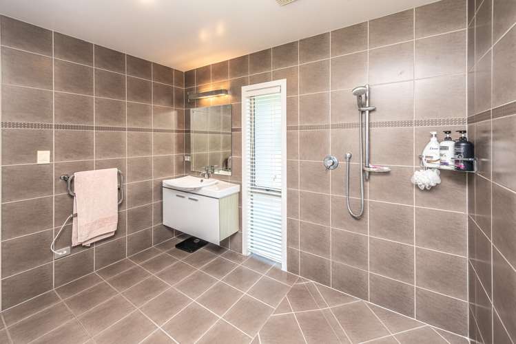 18 Golf Vue Place Castlecliff_17