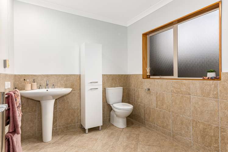 58 Easton Way Levin_12