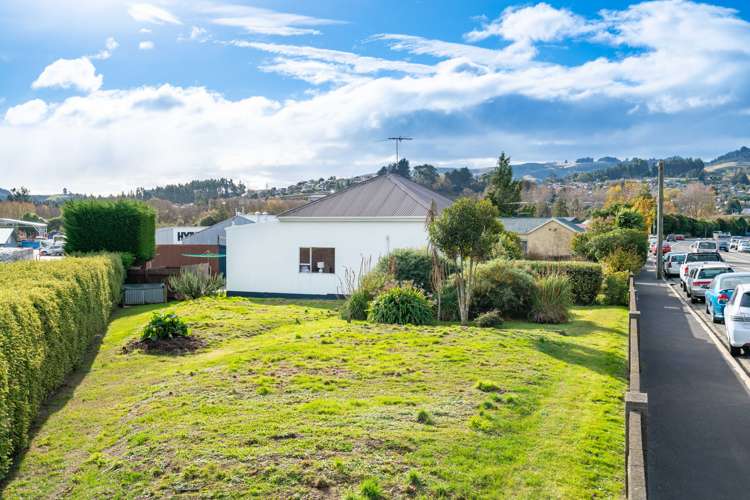 27 Brighton Road Green Island_17