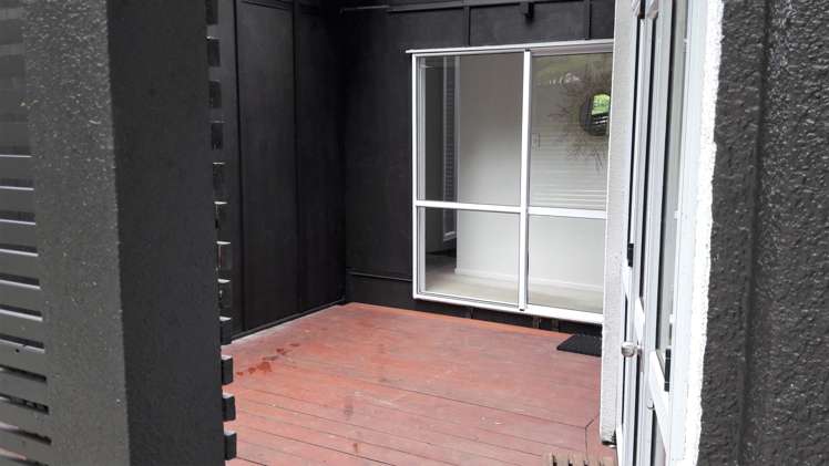 82 Park Road Titirangi_17