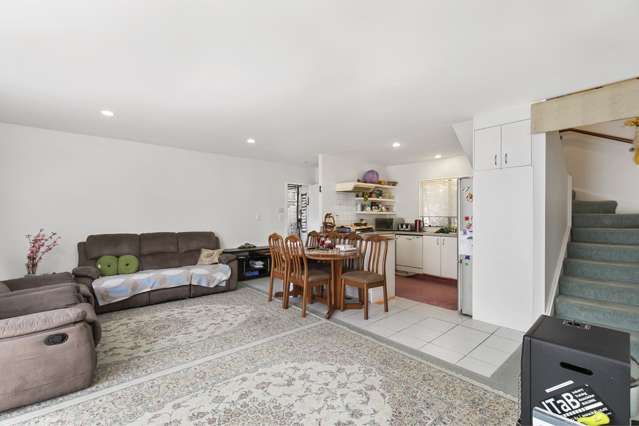 13/1 Melview Place New Lynn_2