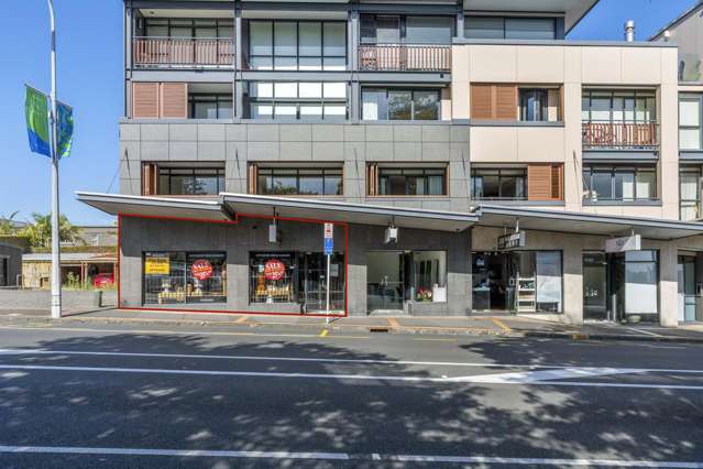Prime Parnell retail treasure
