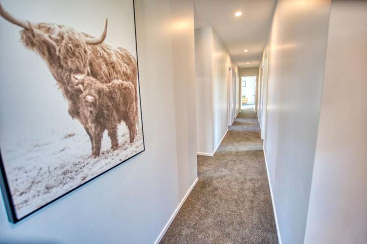 11A Hinau Crescent Kaiata_18