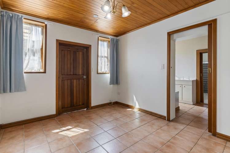 1/25 Mizpah Road Waiake_13