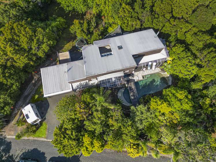 32 Te Araroa Drive Paremoremo_13