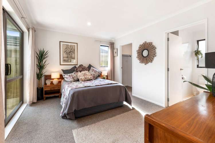 23 Whekau Drive Takanini_13