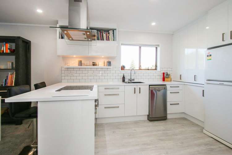 2/40 Spring Street Onehunga_5