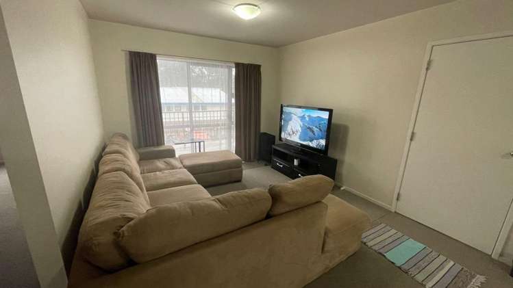 2c/47 Ireland Road Mount Wellington_1