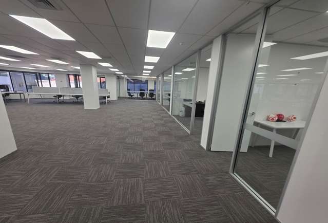 S2/110 Symonds Street Auckland Central_3