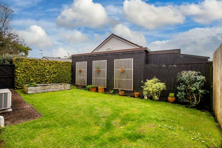 2/255 Meola Road Point Chevalier_9