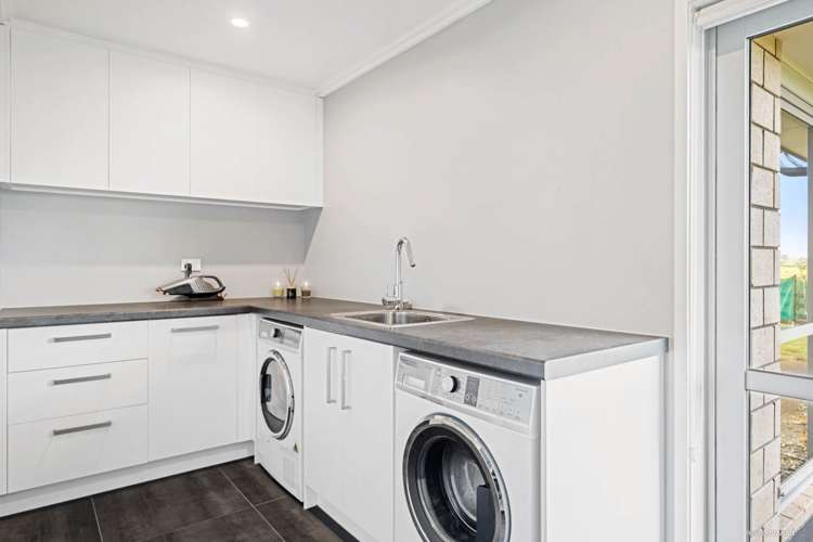 96 A Renall Road Pollok_10