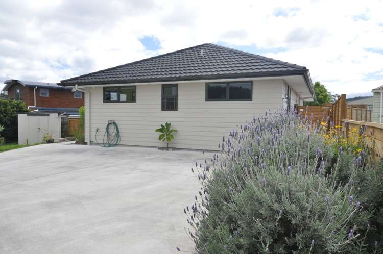 105a Lorraine Place Whangamata_16