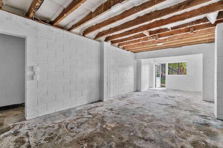 234 Monument Road Clevedon_21