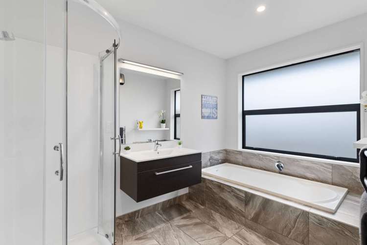 63 Liffey Springs Drive Lincoln_16