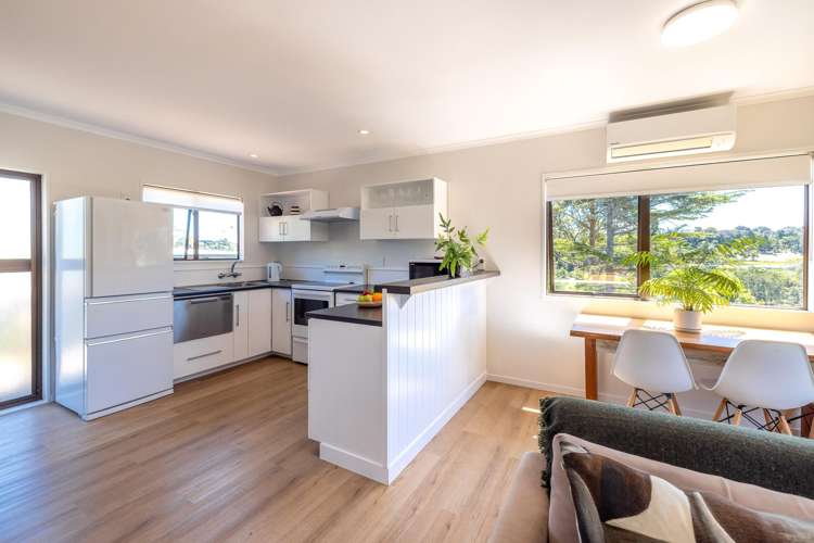 52 Erua Road Ostend_3