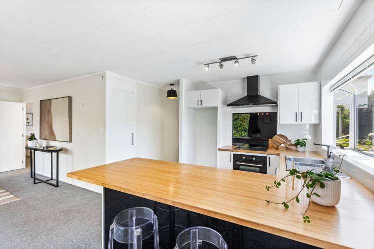 41 Meadowvale Rise Titirangi_20