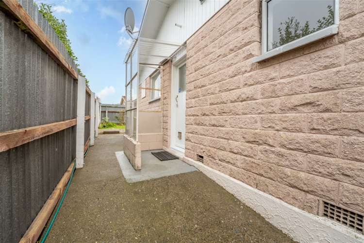 48 Le Cren Street Seaview_13