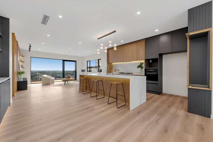 10 Mill Hill Close Flat Bush_11