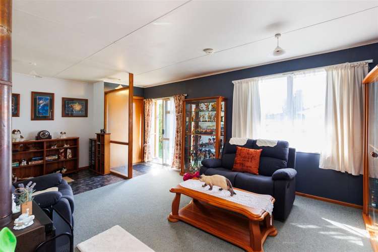 149a High Street Bulls_6