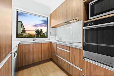 3 Frances Bryers Road_3