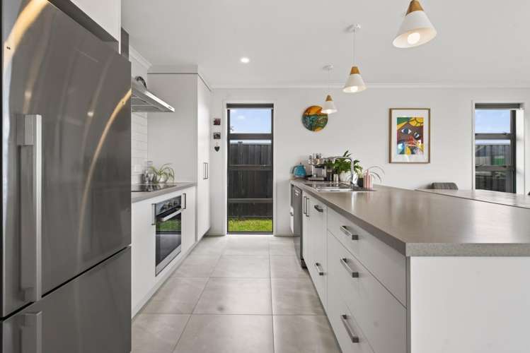 14 Empire Crescent Papamoa_5