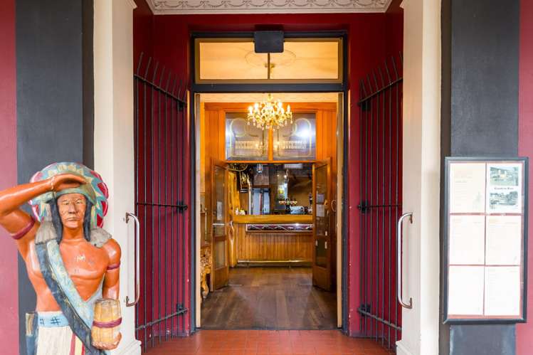 20 Memorial Square Carterton_5