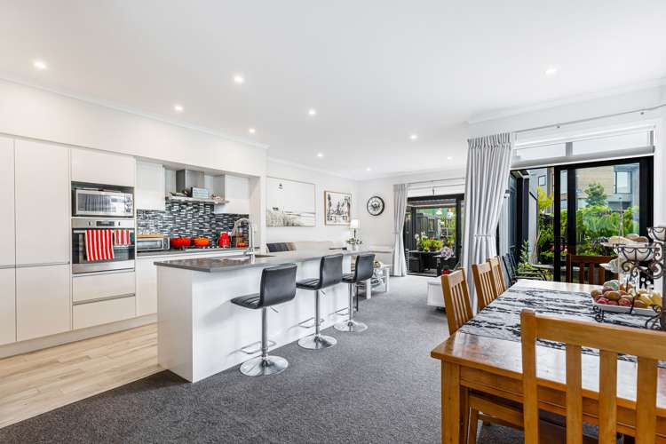 16 Kauri Amber Road Westgate_15