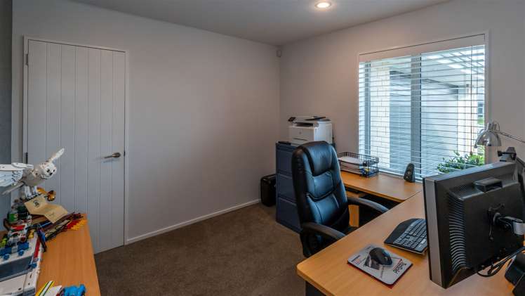 61 Westpark Drive Burnside_21