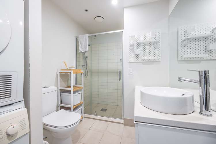 717/6 Dockside Lane Auckland Central_11