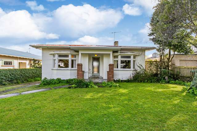 10 Weston Avenue Mount Albert_1