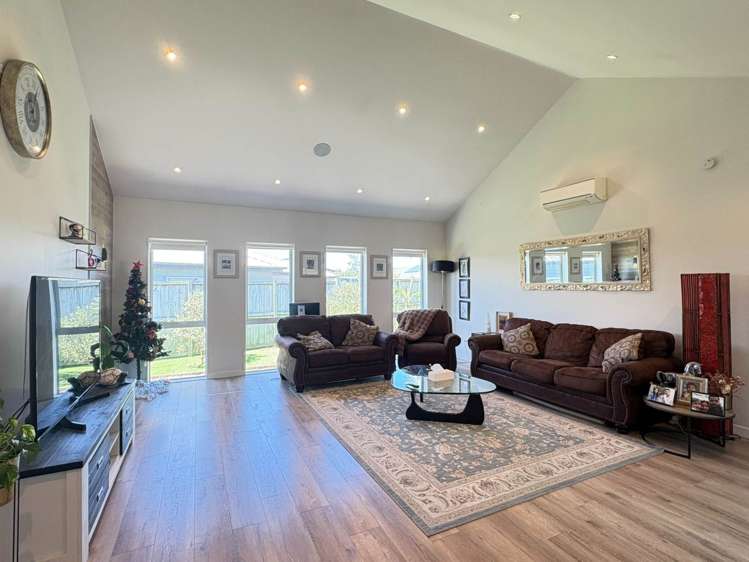 5 Gemscott Crescent Huapai_10