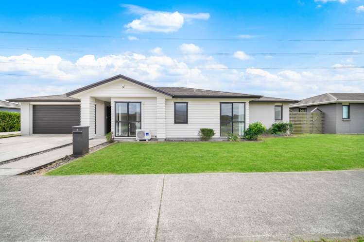 6 Biplane Street Takanini_0