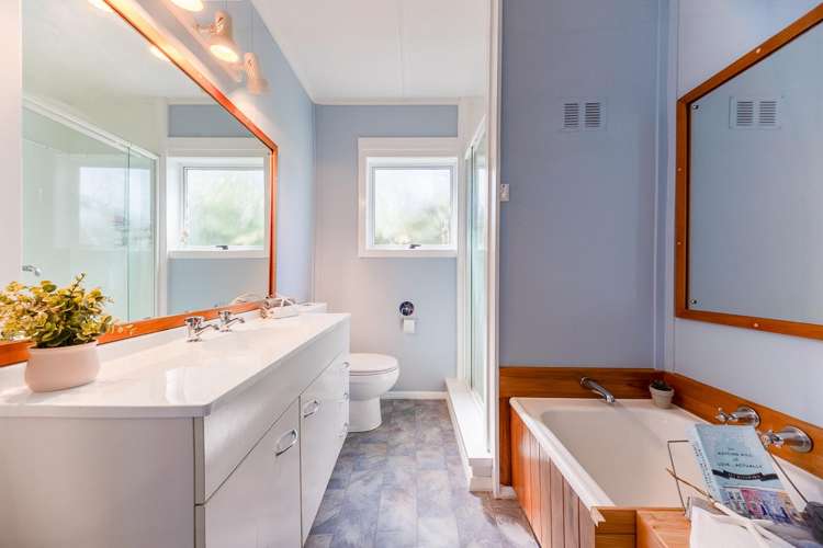 8 Rata Road Raumati Beach_22