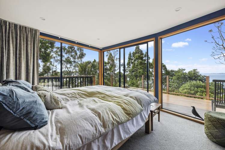 31 Arama Avenue Titirangi_17