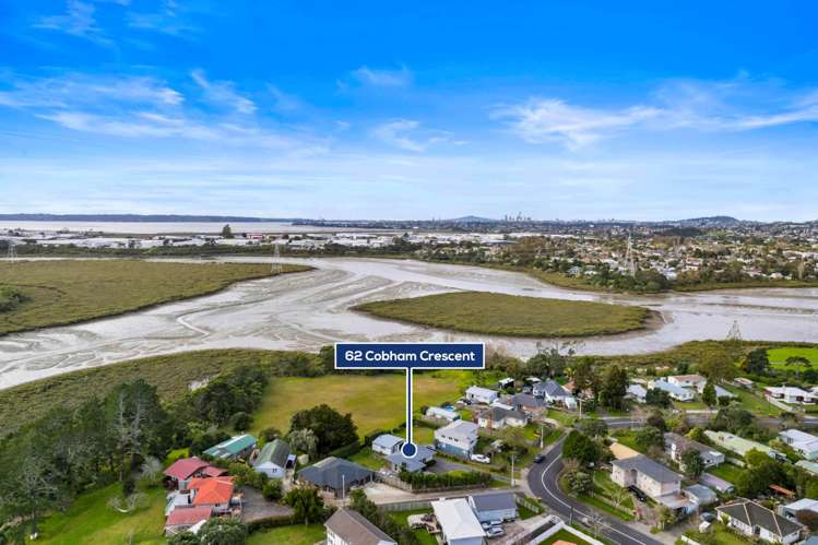 62 Cobham Crescent Kelston_18