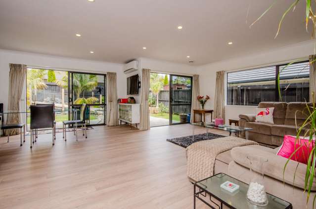 4 Caffreys Avenue Massey_2