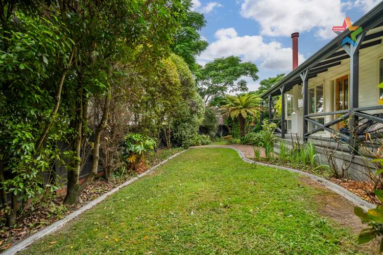 3 Mcenroe Grove Naenae_18