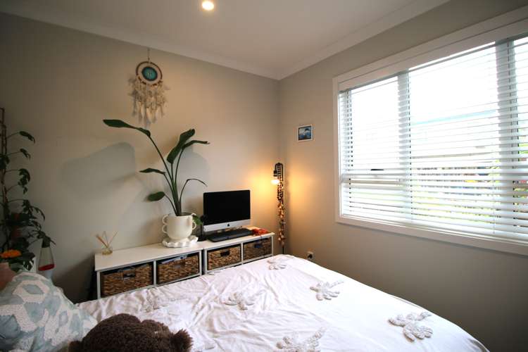 47 Tahi Terrace Glen Eden_10