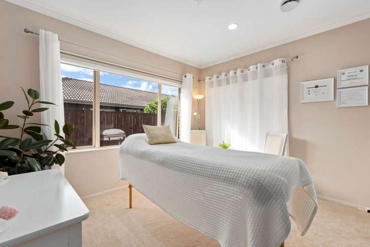 31 Stranraer Crescent Wattle Downs_15