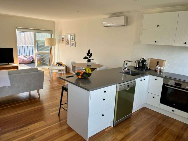 2/45 Hopkins Crescent_0