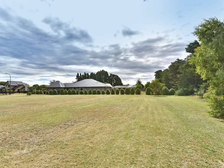 6 Elm Grove Amberley_7