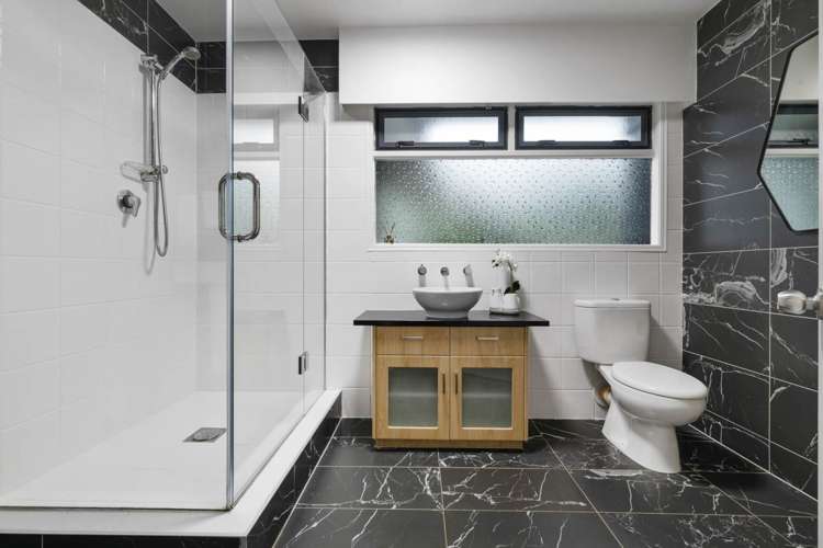 22 Whitford Park Road Whitford_13