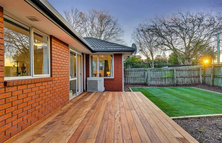 38 Eveleyn Couzins Avenue Richmond_14